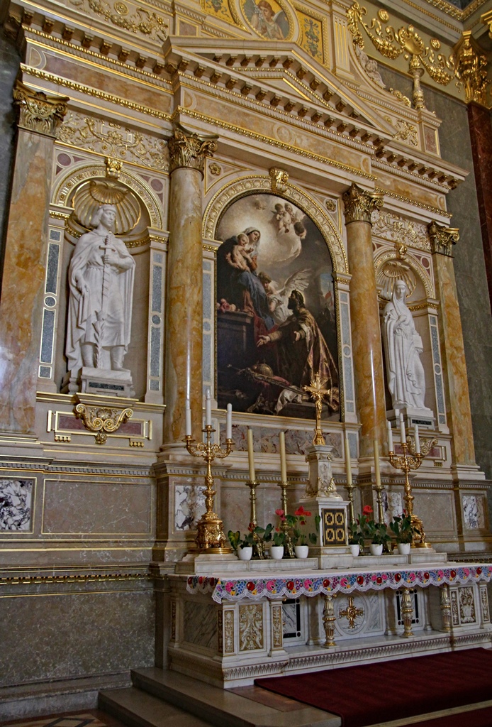 Madonna of Hungarians Chapel